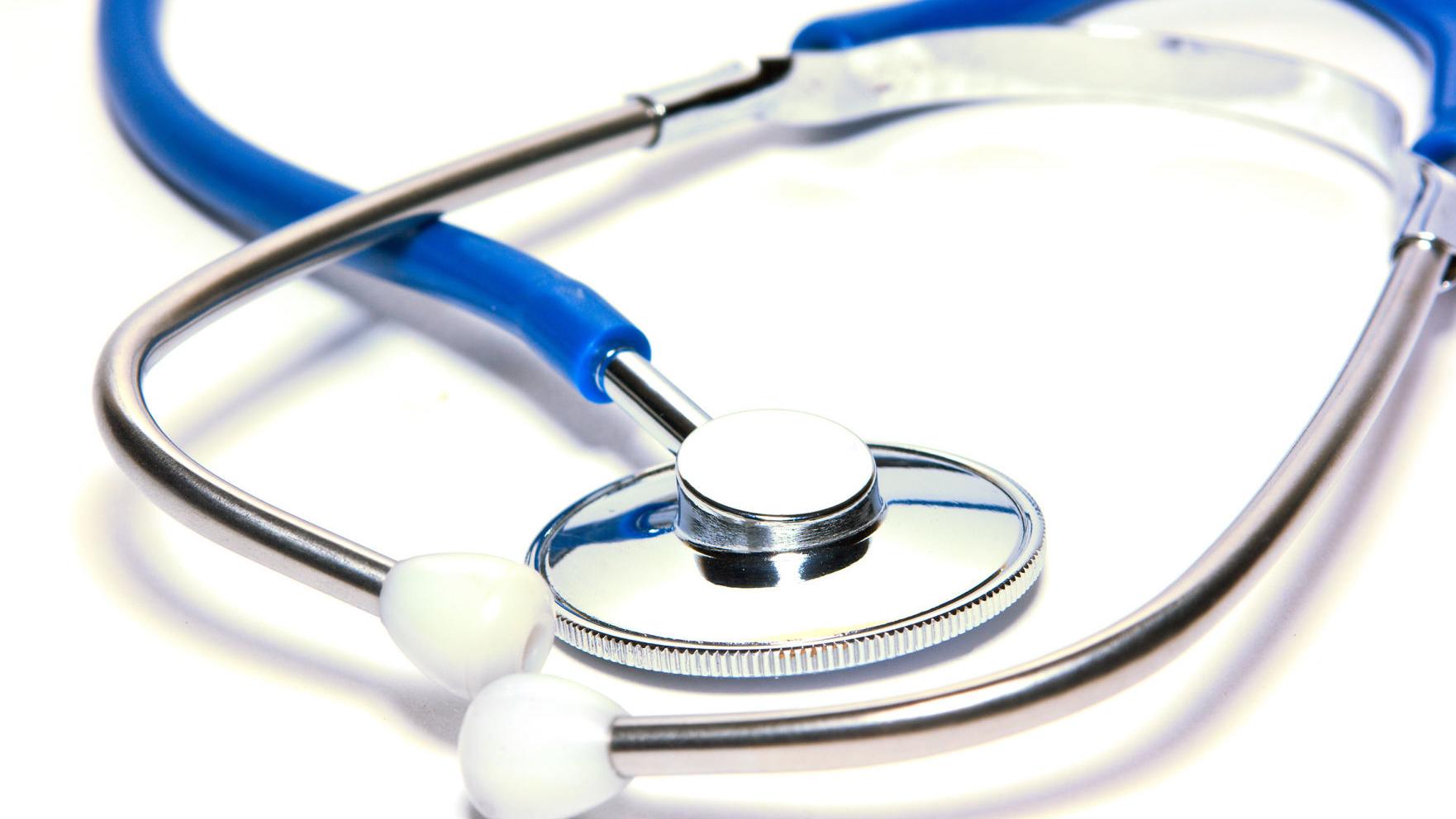 Arizona's KidsCare insurance program at risk, again